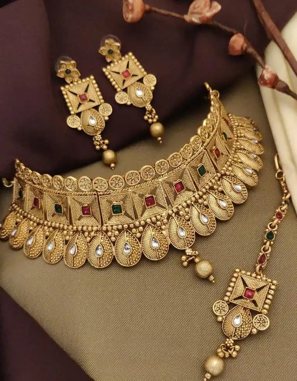 Antique Gold-Plated Choker Necklace Set