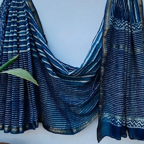 Blue Maheshwari Silk Saree – Elegant Handloom Cotton Silk