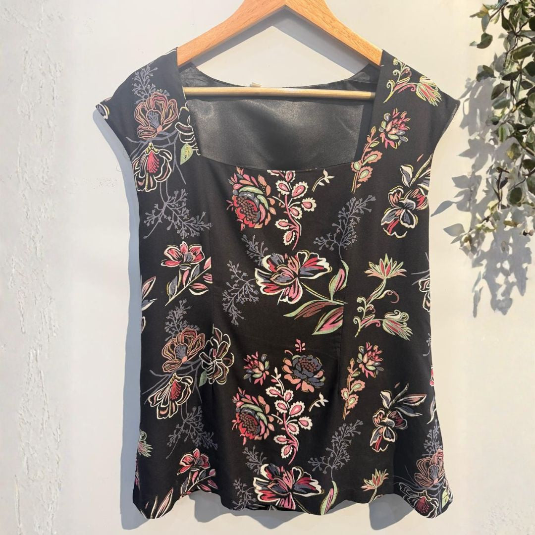 Black Printed Sleeveless Trendy Top for Women